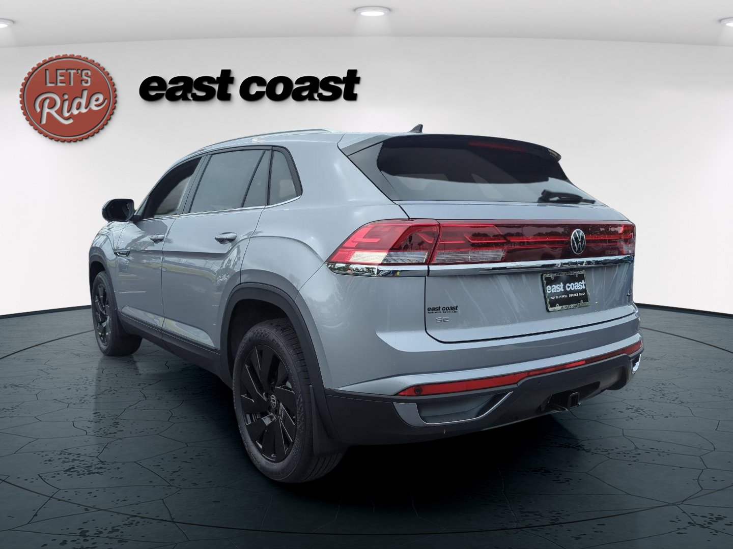 2026 Volkswagen Atlas Cross Sport SE w/Tech - Photo 8