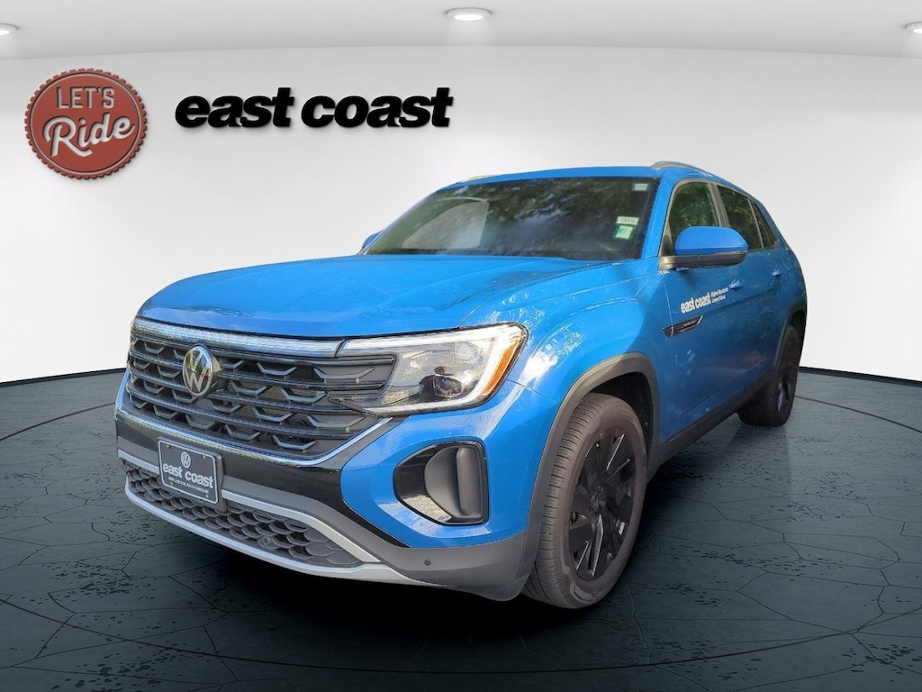 Certified 2025 Volkswagen Atlas Cross Sport 2.0T SE w/Technology SUV