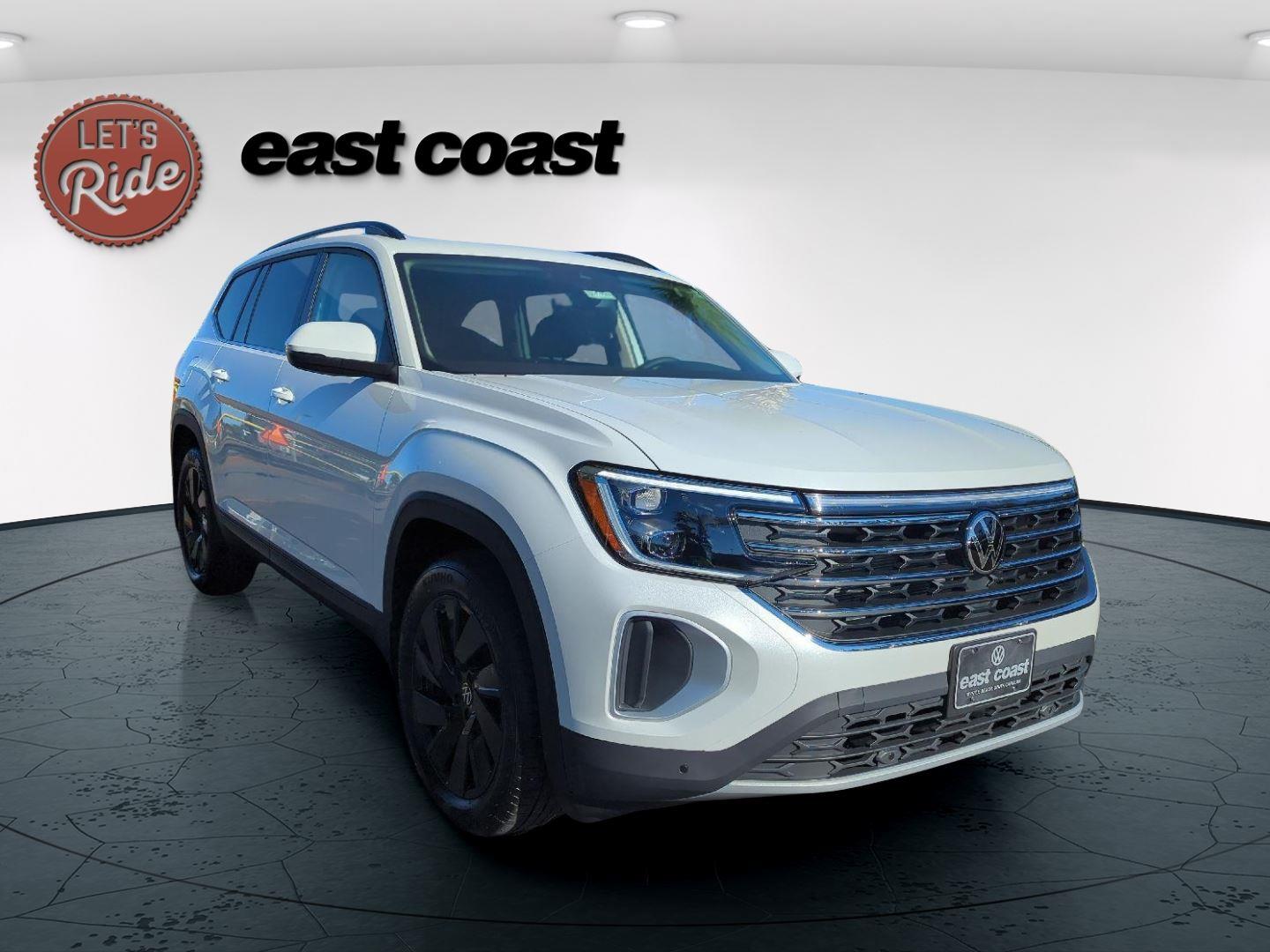 2026 Volkswagen Atlas SE Technology photo 3