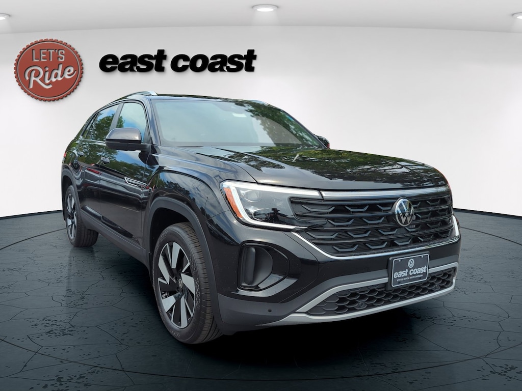 New 2026 Volkswagen Atlas Cross Sport 2.0T SE w/Technology SUV