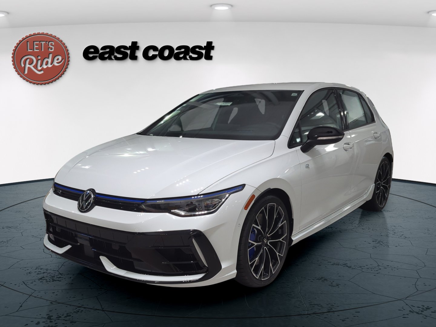 2026 Volkswagen Golf R Base Hatchback