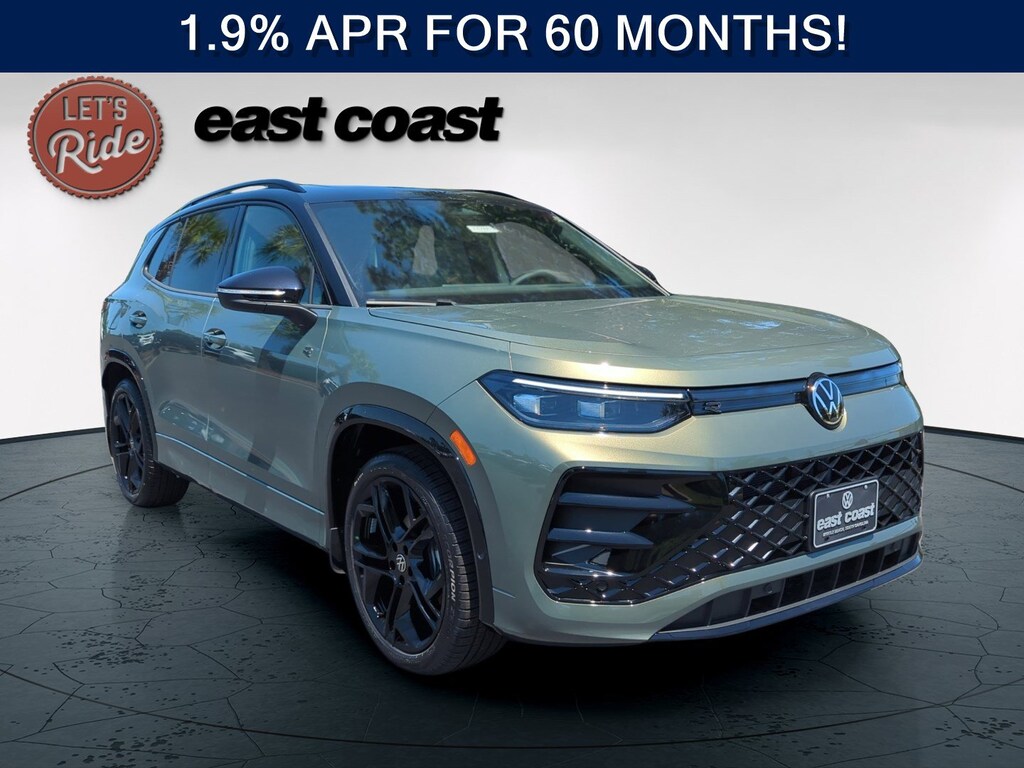 New 2026 Volkswagen Tiguan 2.0T SE R-Line Black SUV