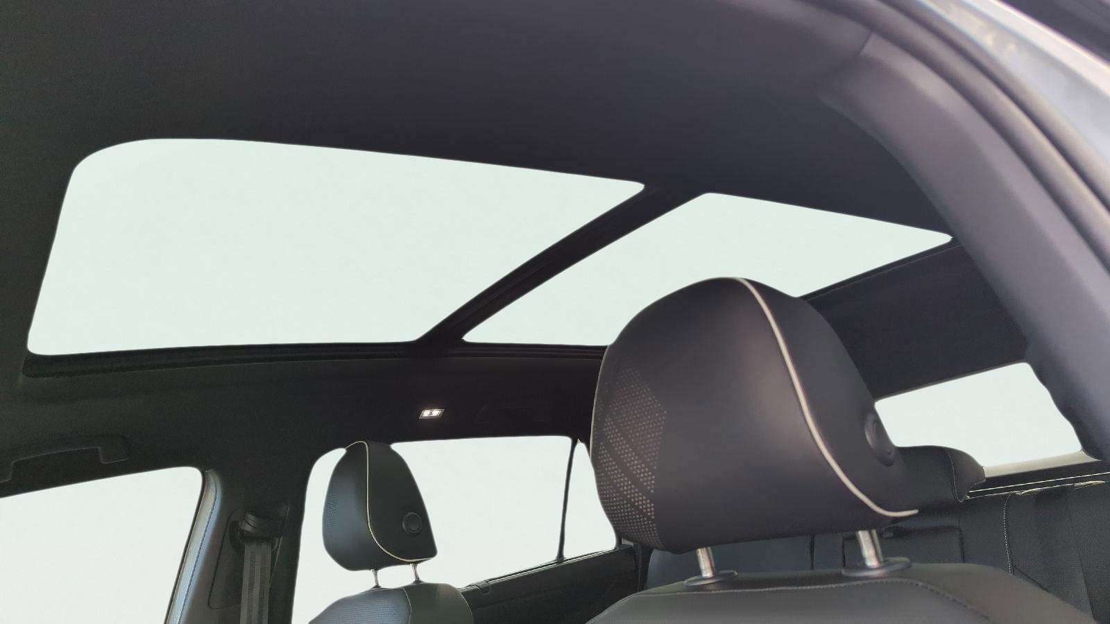 2026 Volkswagen Atlas Cross Sport SEL Premium R-LINE - Photo 18