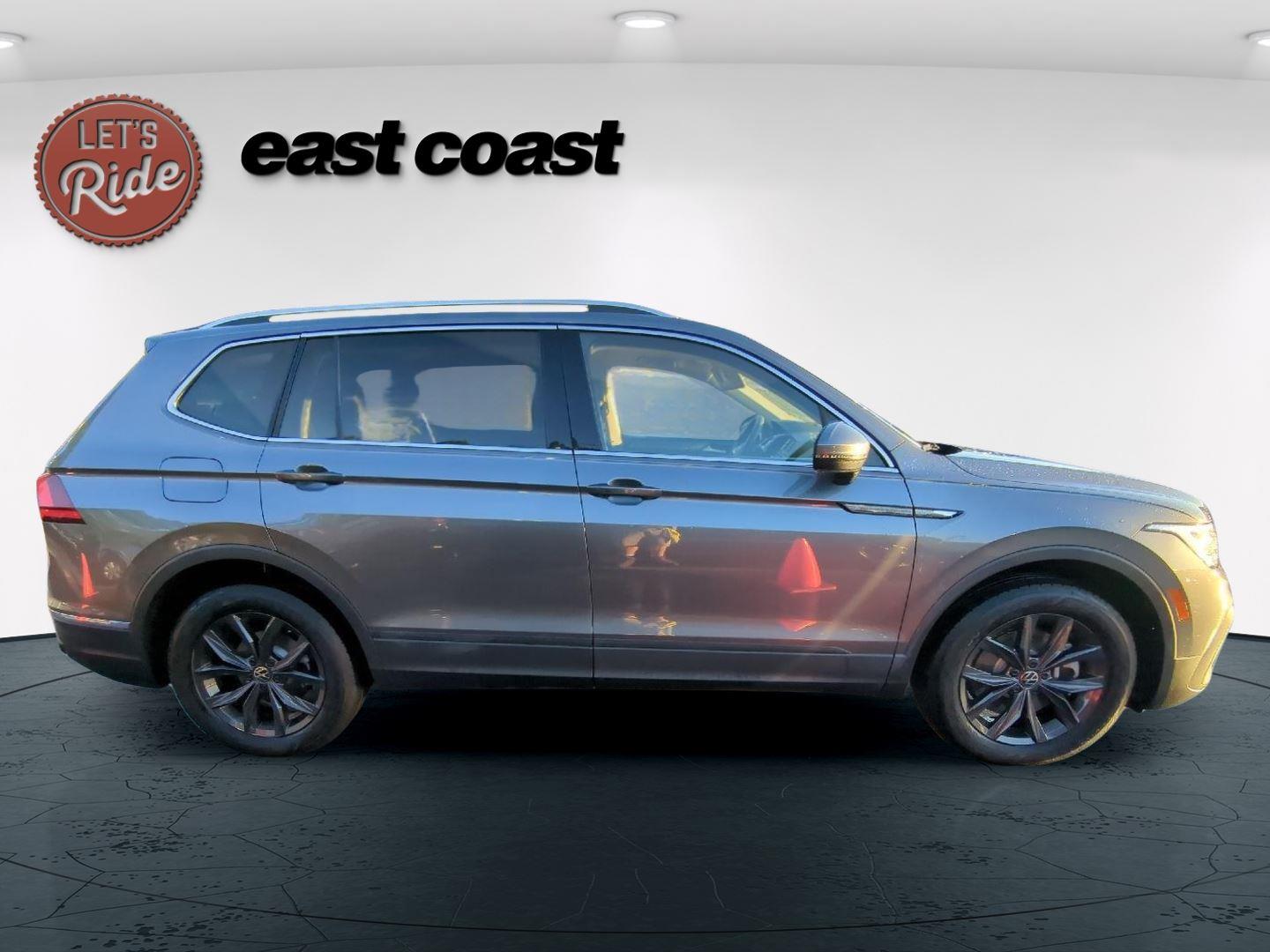 2024 Volkswagen Tiguan SE Wolfsburg Edition photo 4