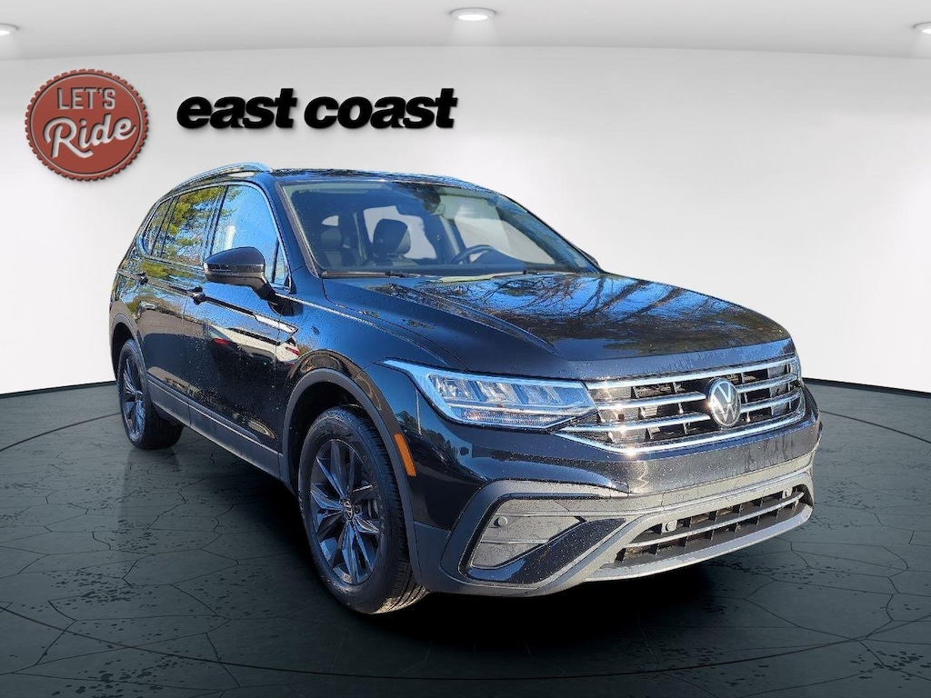 Certified 2023 Volkswagen Tiguan SE SUV