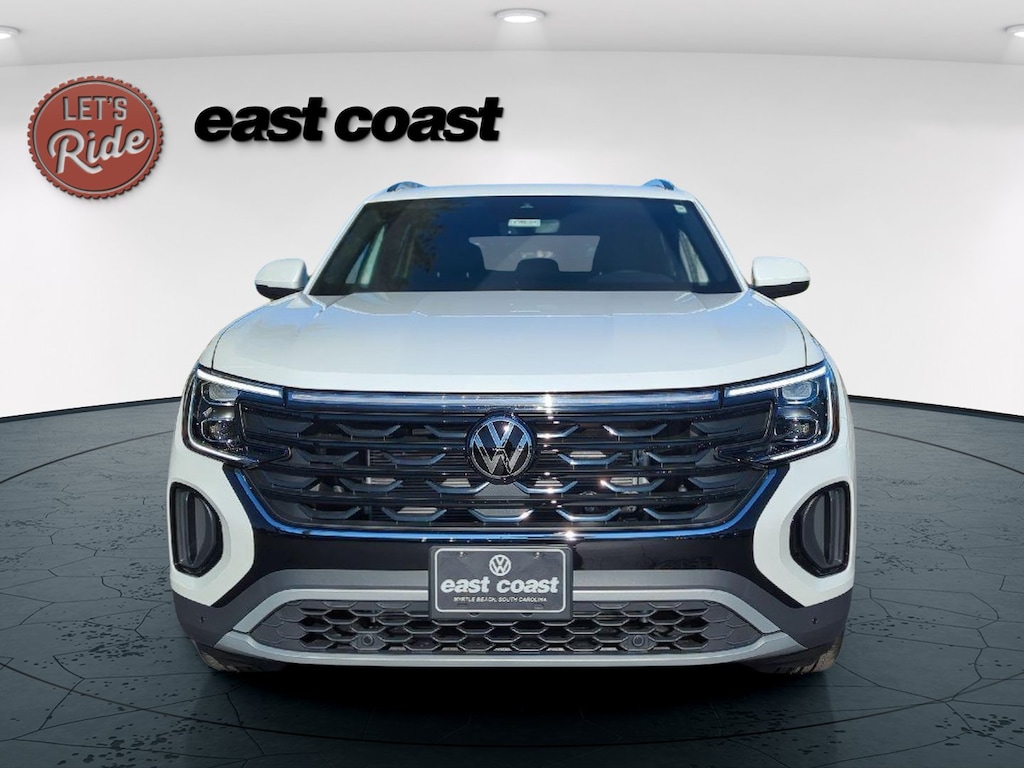 New 2026 Volkswagen Atlas Cross Sport 2.0T SE w/Technology SUV