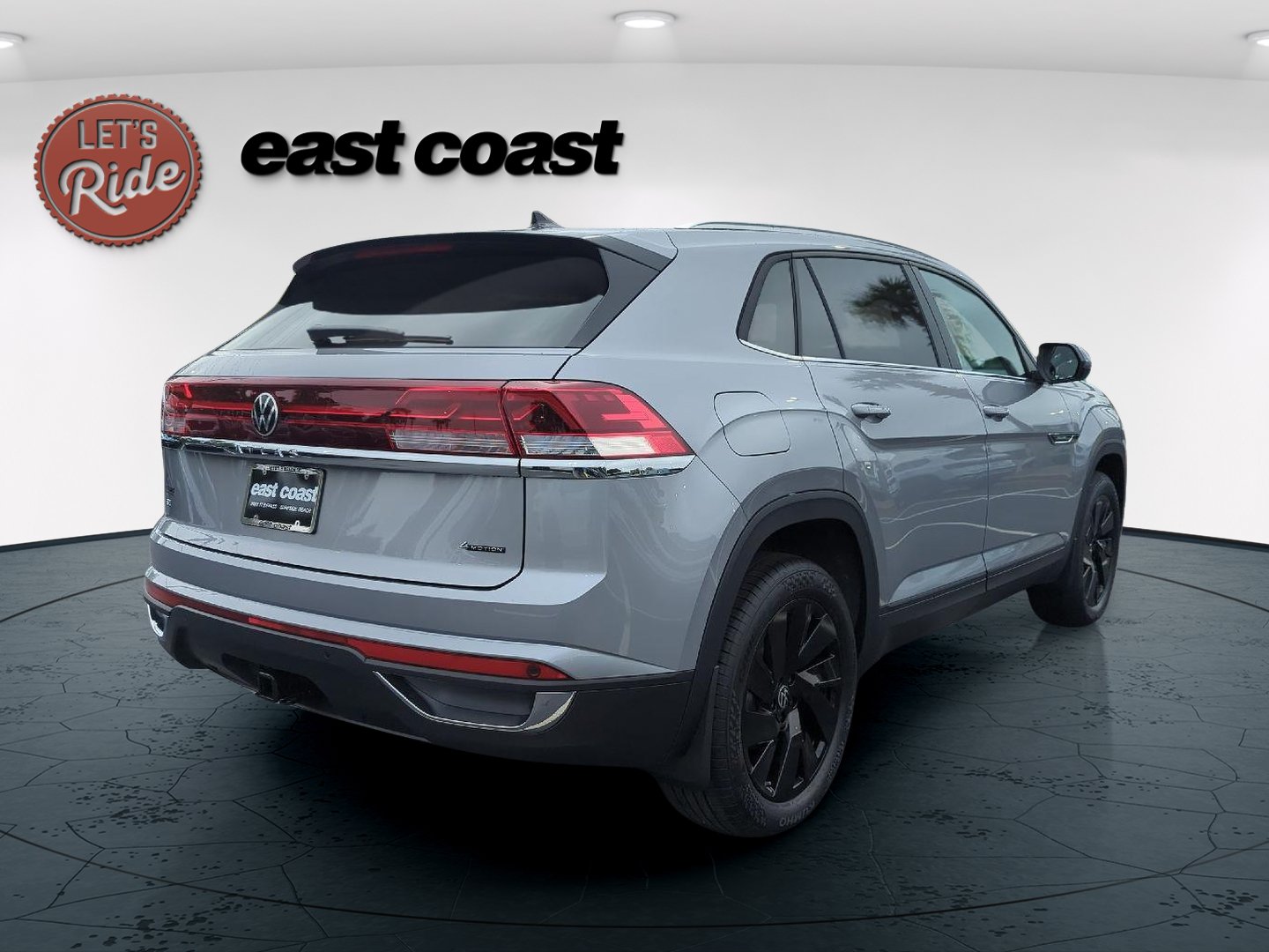 2026 Volkswagen Atlas Cross Sport SE w/Tech - Photo 6