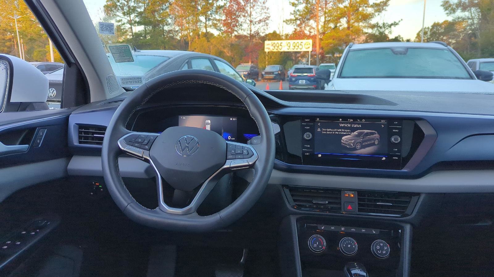 2023 Volkswagen Taos SE