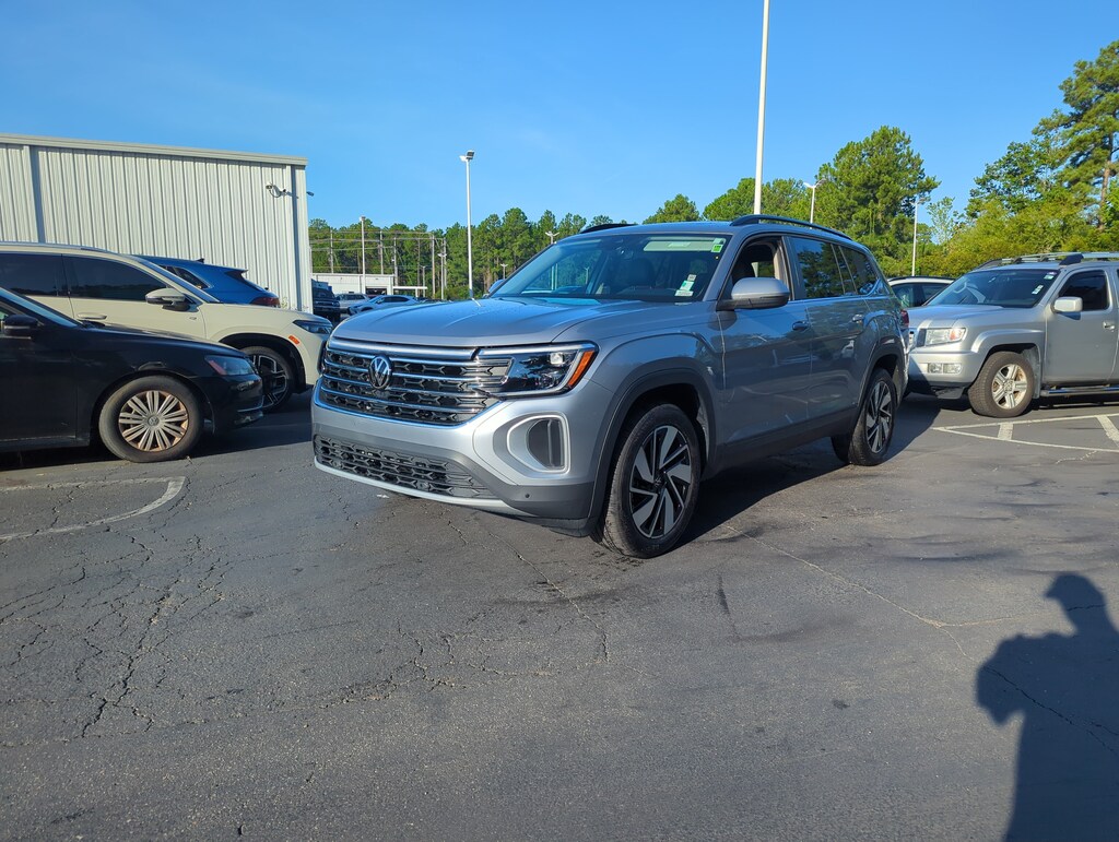 Certified 2024 Volkswagen Atlas 2.0T SE w/Technology SUV