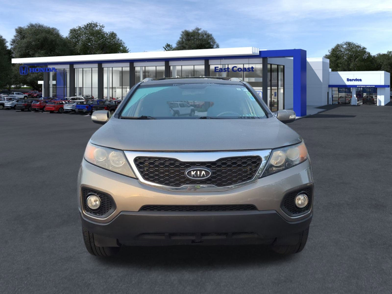 Used 2013 Kia Sorento LX with VIN 5XYKTCA62DG418466 for sale in Myrtle Beach, SC