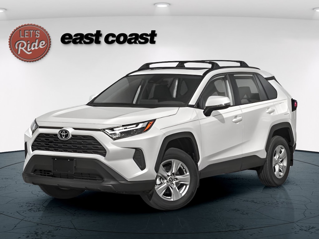 Used 2022 Toyota RAV4 XLE SUV