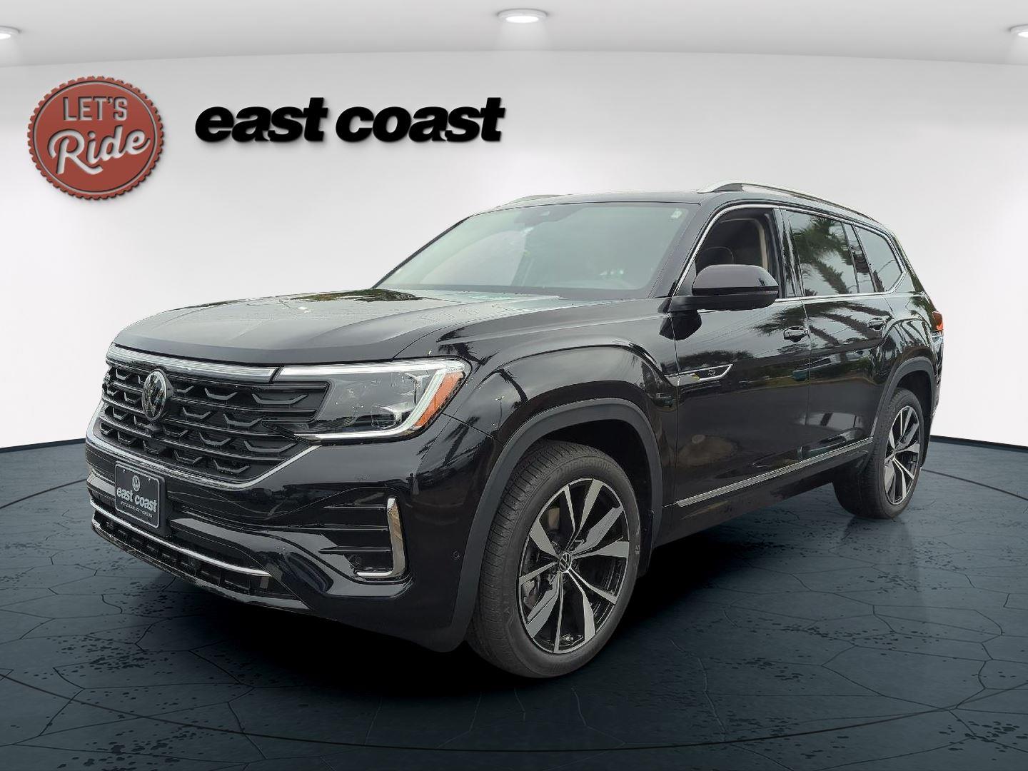 2026 Volkswagen Atlas SEL Premium R-Line's photo