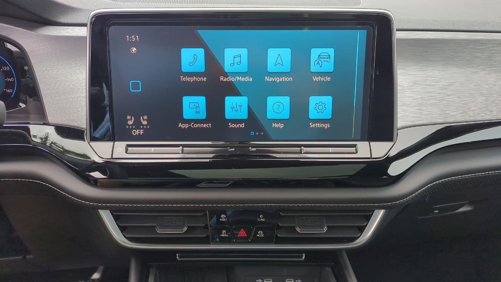 2026 Volkswagen Atlas Cross Sport SE w/Tech - Photo 24