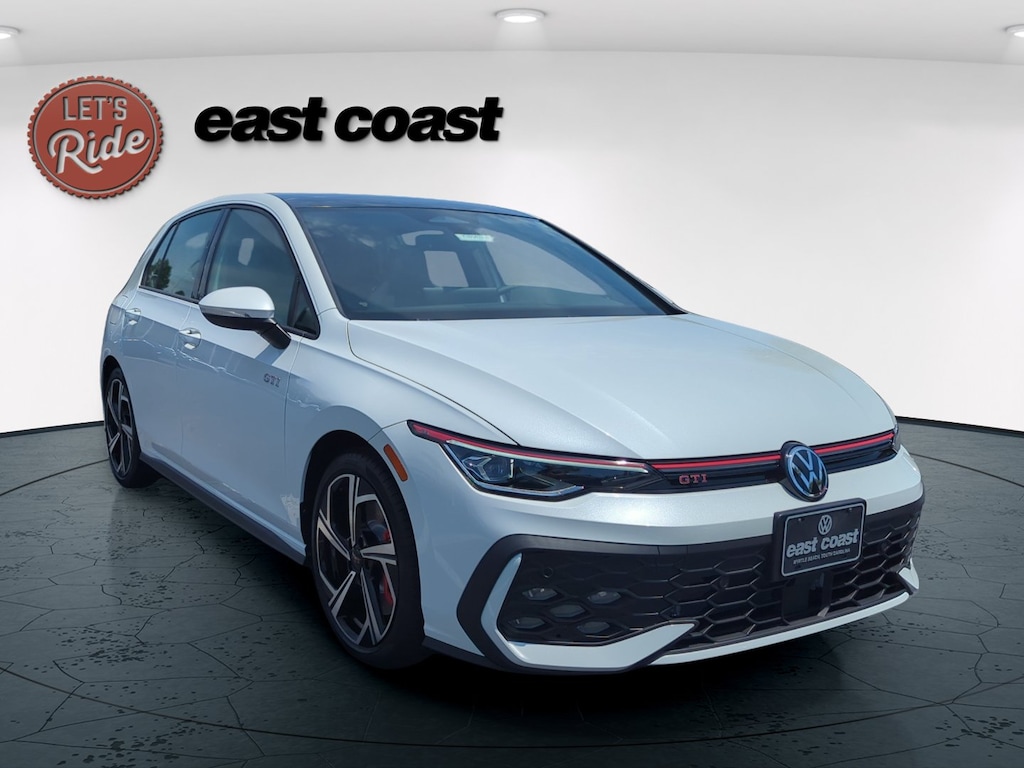 New 2026 Volkswagen Golf GTI SE Hatchback