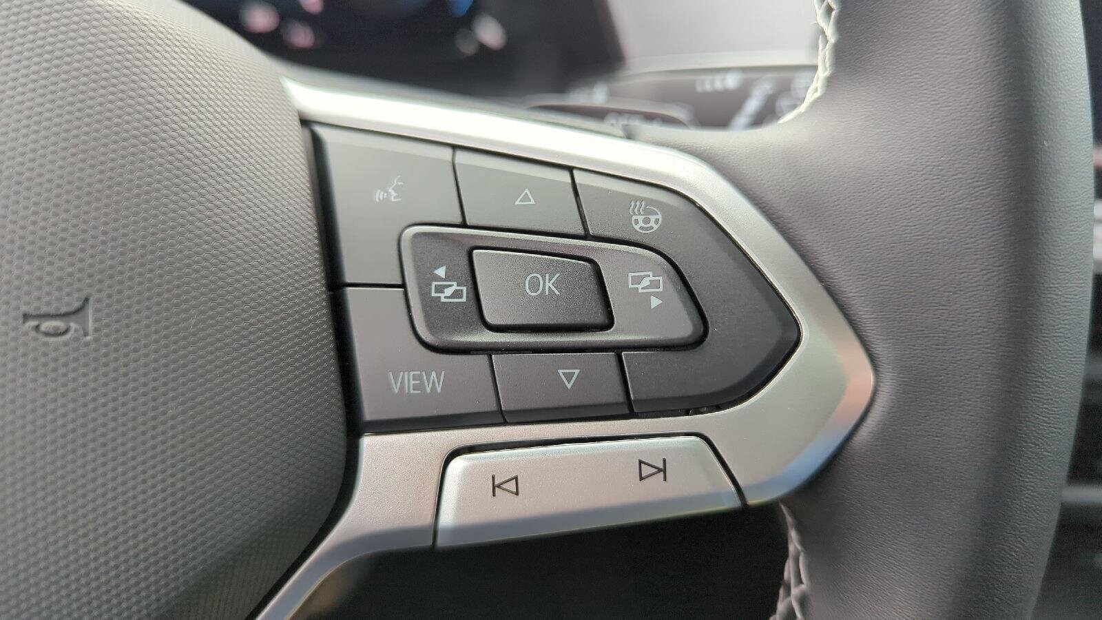 2026 Volkswagen Atlas Cross Sport SE w/Tech - Photo 24
