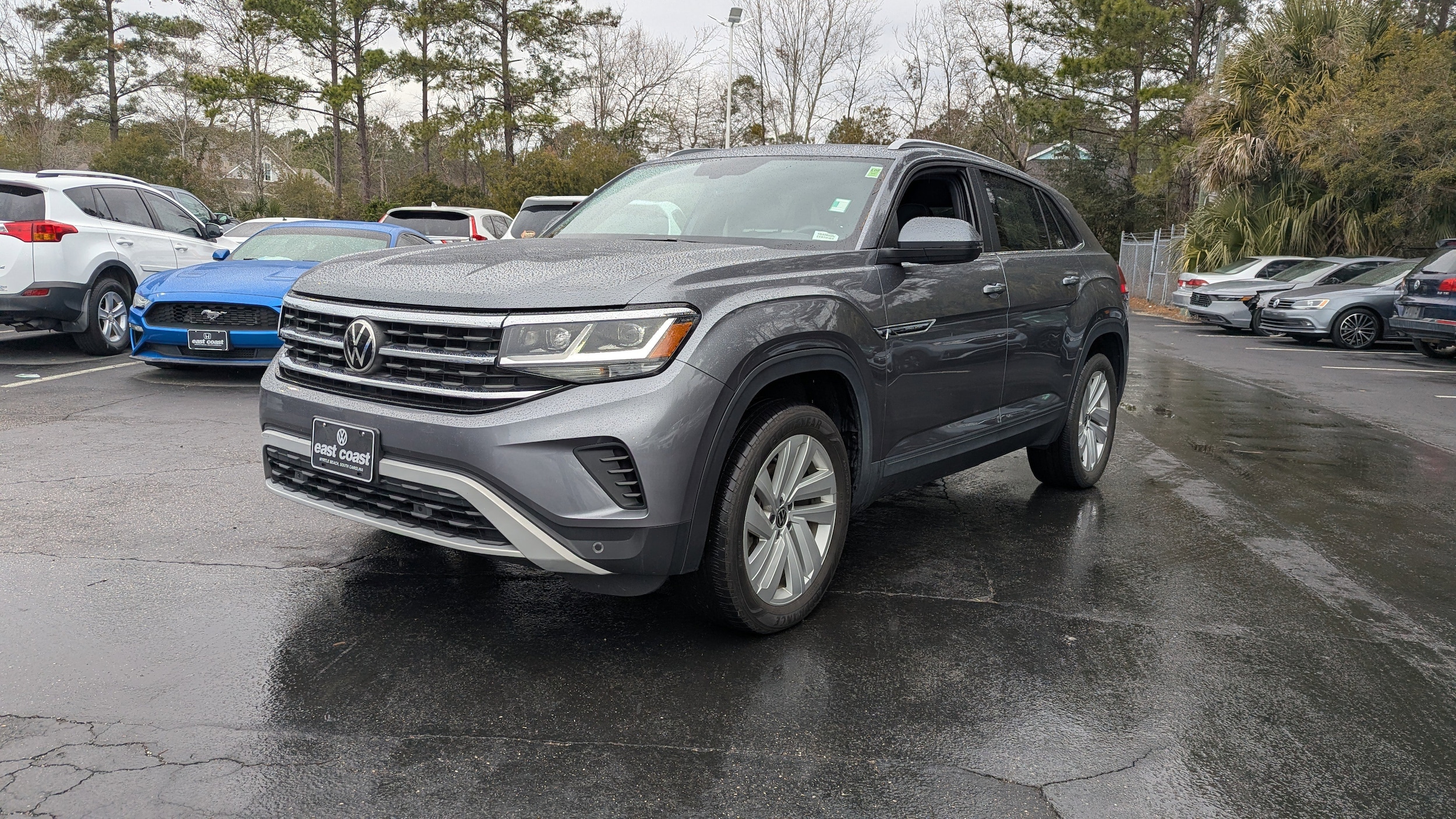 2022 Volkswagen Atlas Cross Sport SE w/Tech
