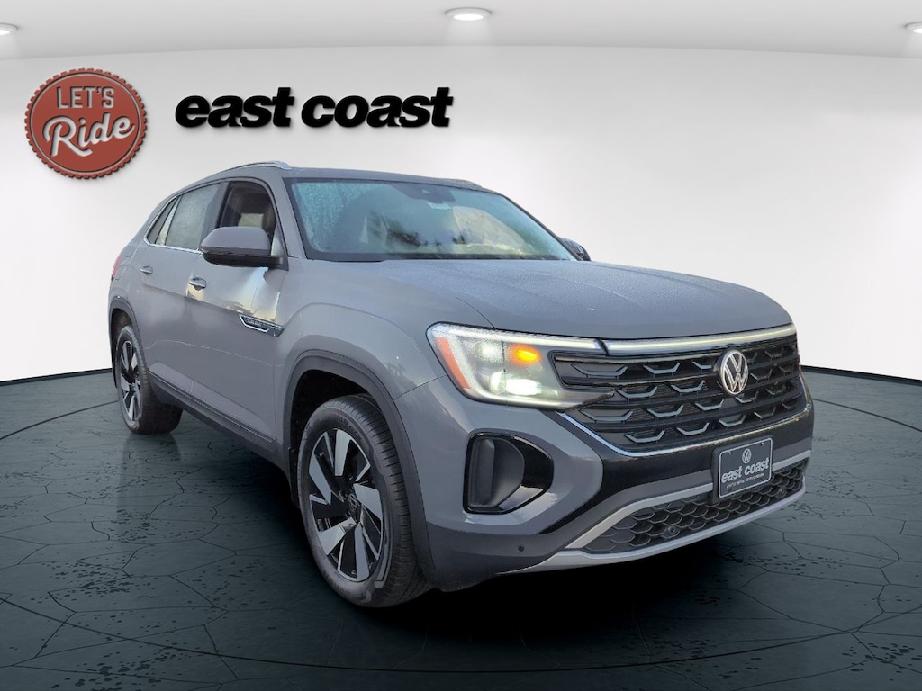 New 2026 Volkswagen Atlas Cross Sport 2.0T SE w/Technology SUV