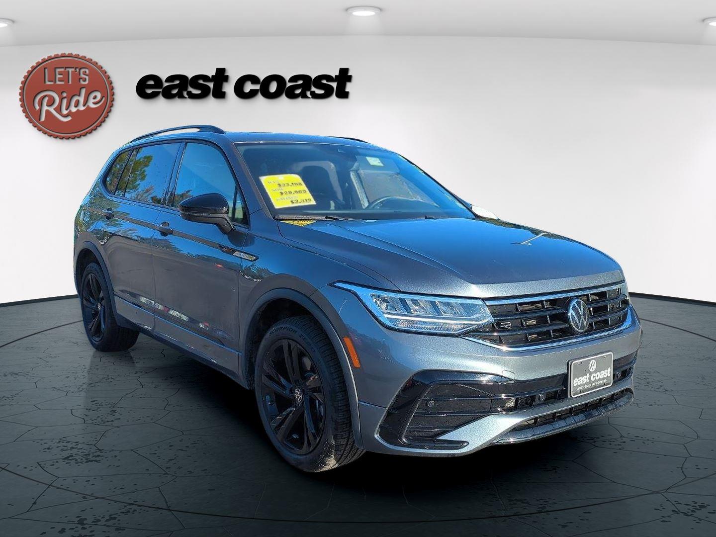 2024 Volkswagen Tiguan SE R-Line Black photo 3