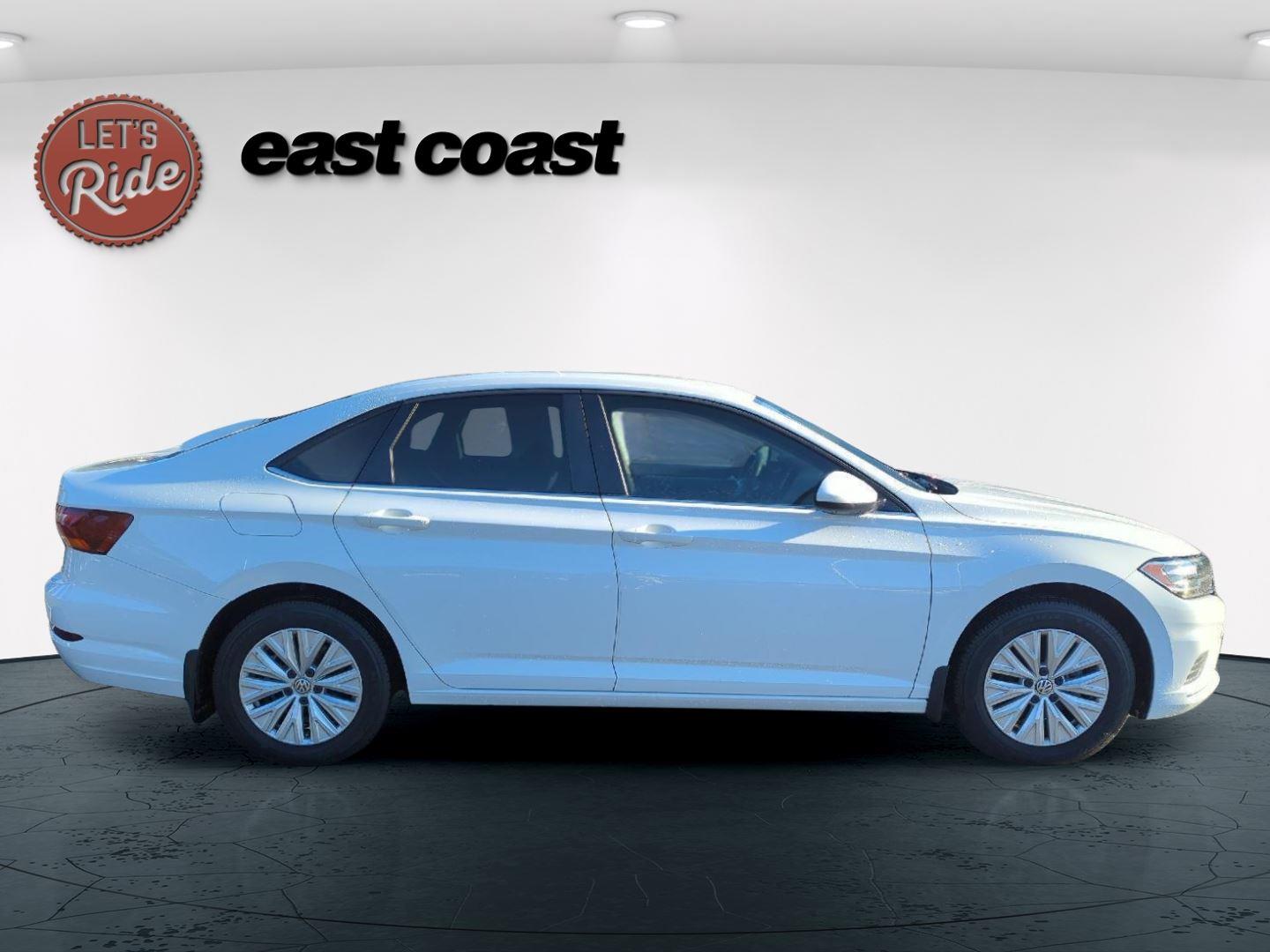 2019 Volkswagen Jetta S photo 4