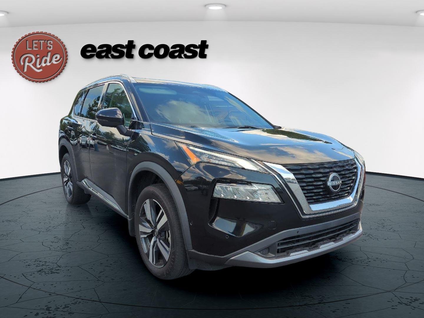 2023 Nissan Rogue SL photo 3