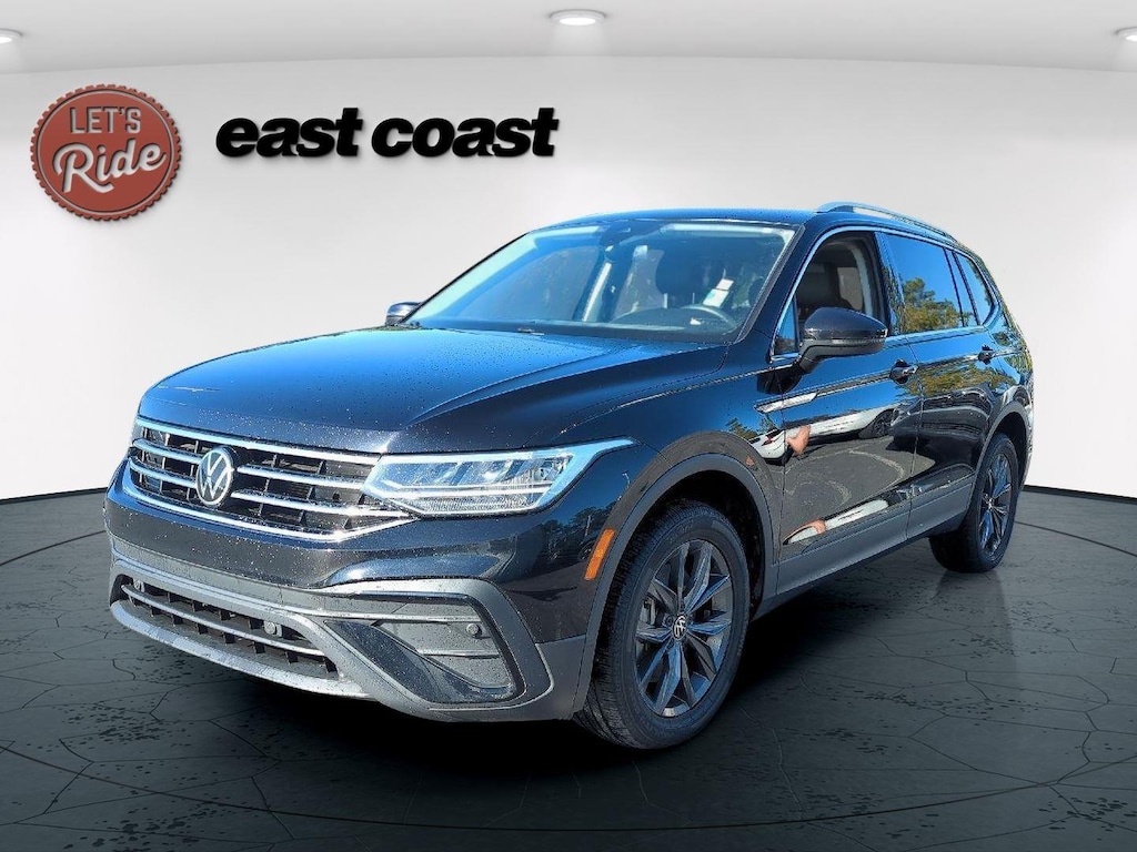 Used 2023 Volkswagen Tiguan SE SUV