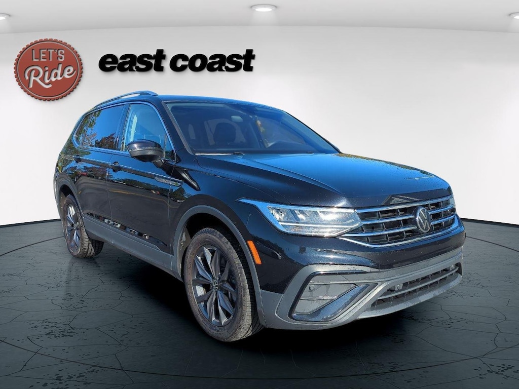 Used 2023 Volkswagen Tiguan SE SUV