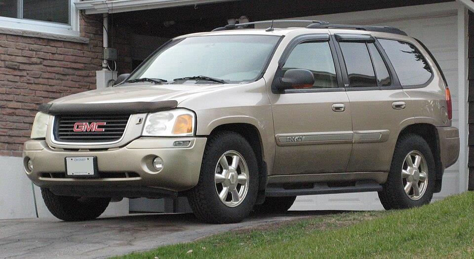 2004 GMC Envoy SLT's photo
