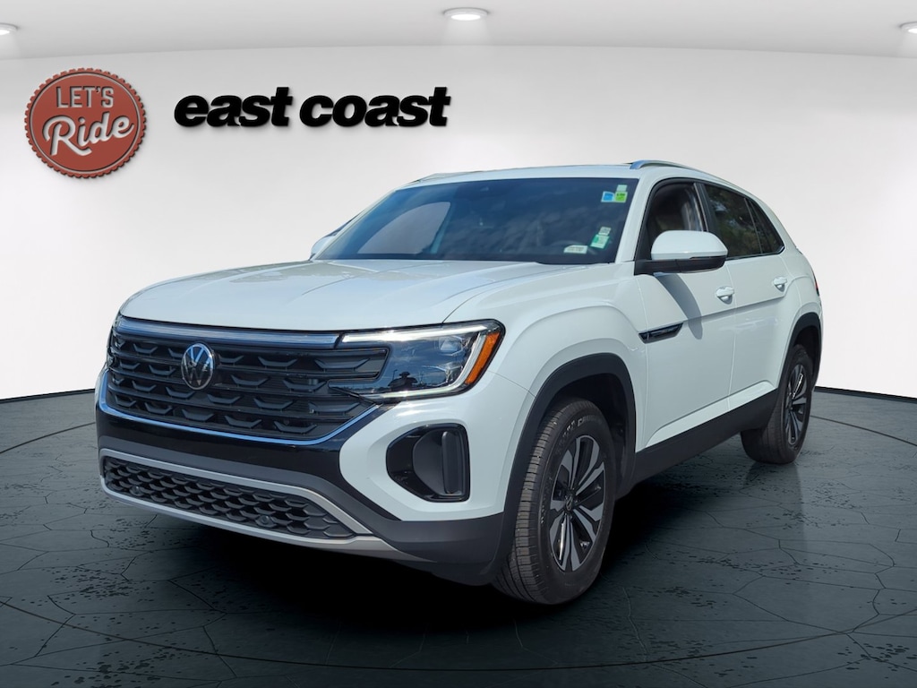 Used 2024 Volkswagen Atlas Cross Sport 2.0T SE SUV