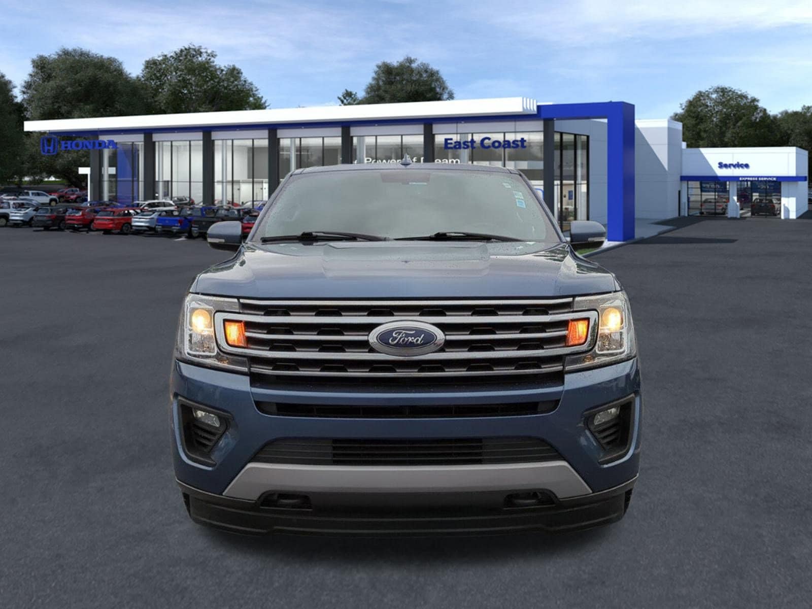 Used 2019 Ford Expedition XLT with VIN 1FMJU1JT6KEA75116 for sale in Myrtle Beach, SC