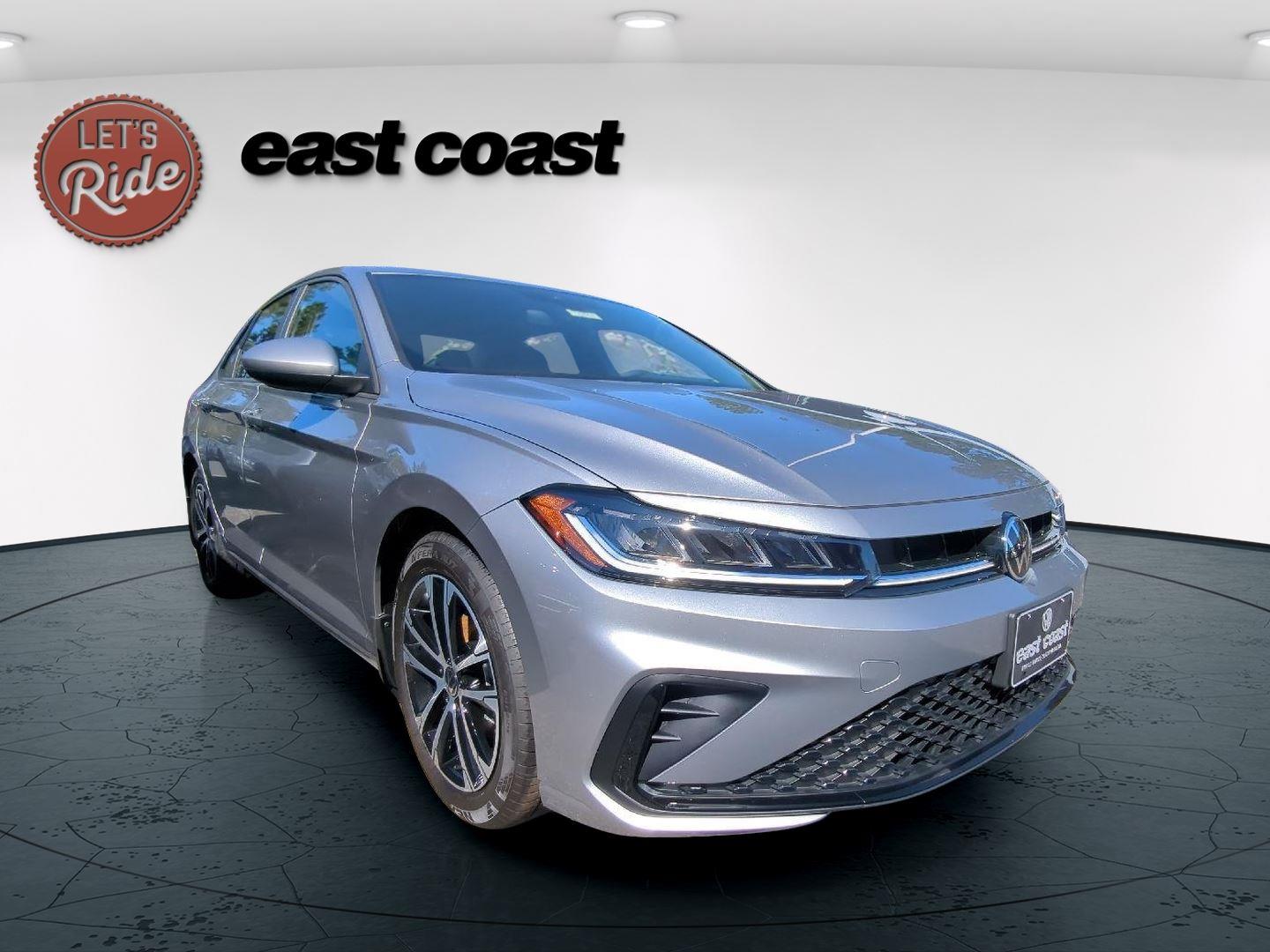 2026 Volkswagen Jetta Sport photo 3