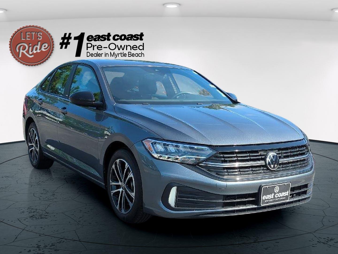2024 Volkswagen Jetta Sport photo 3