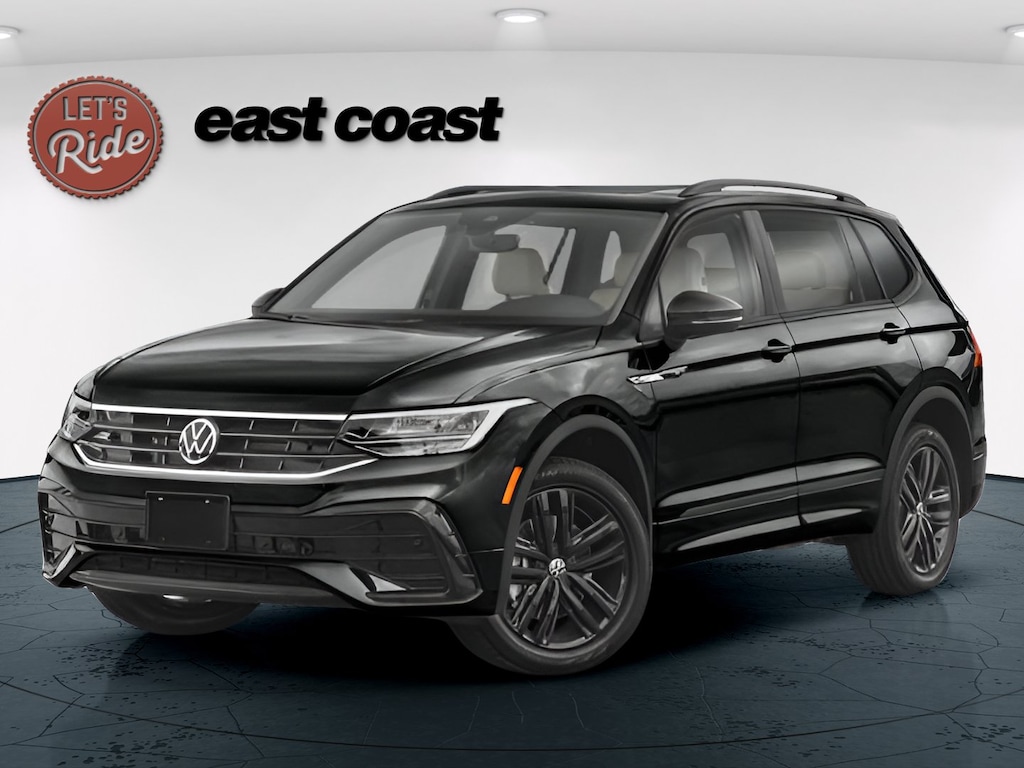 Used 2022 Volkswagen Tiguan SE R-Line Black SUV