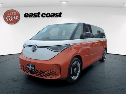 2025 Volkswagen ID. Buzz Pro S Van Passenger Van