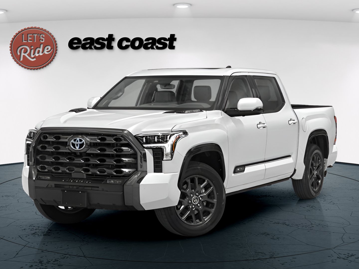 2023 Toyota Tundra Platinum Hybrid 4WD CrewMax 5.5' Bed's photo