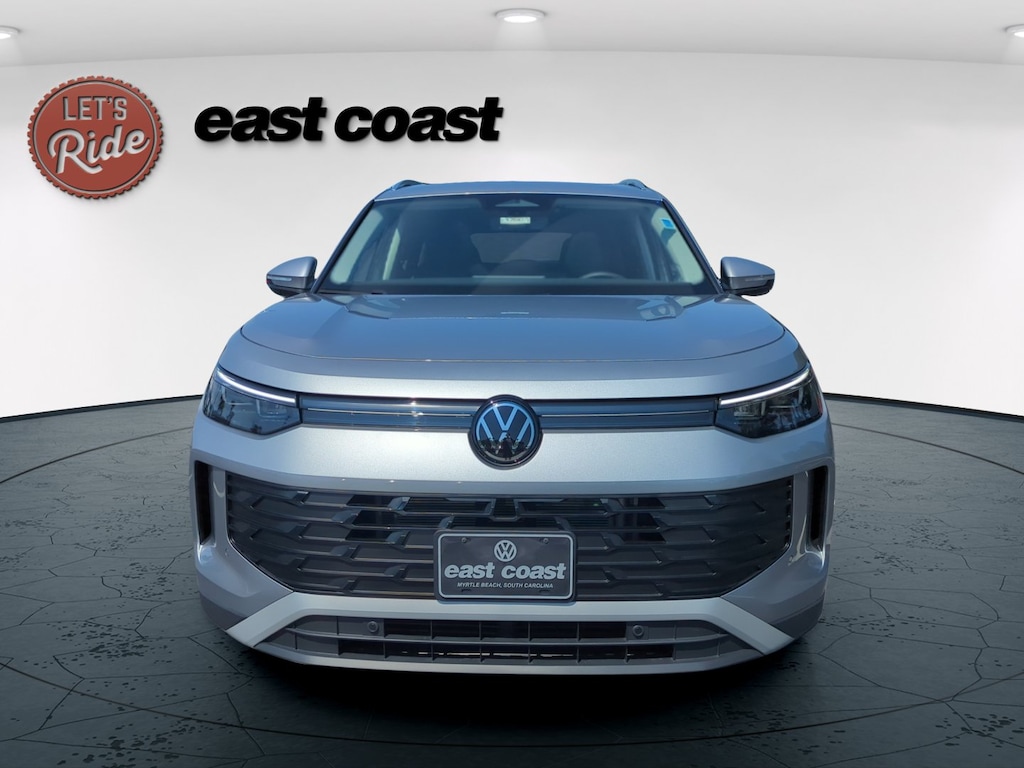 New 2026 Volkswagen Tiguan SE SUV