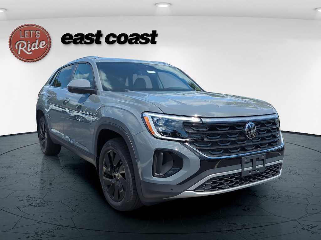 New 2026 Volkswagen Atlas Cross Sport SE w/Technology SUV