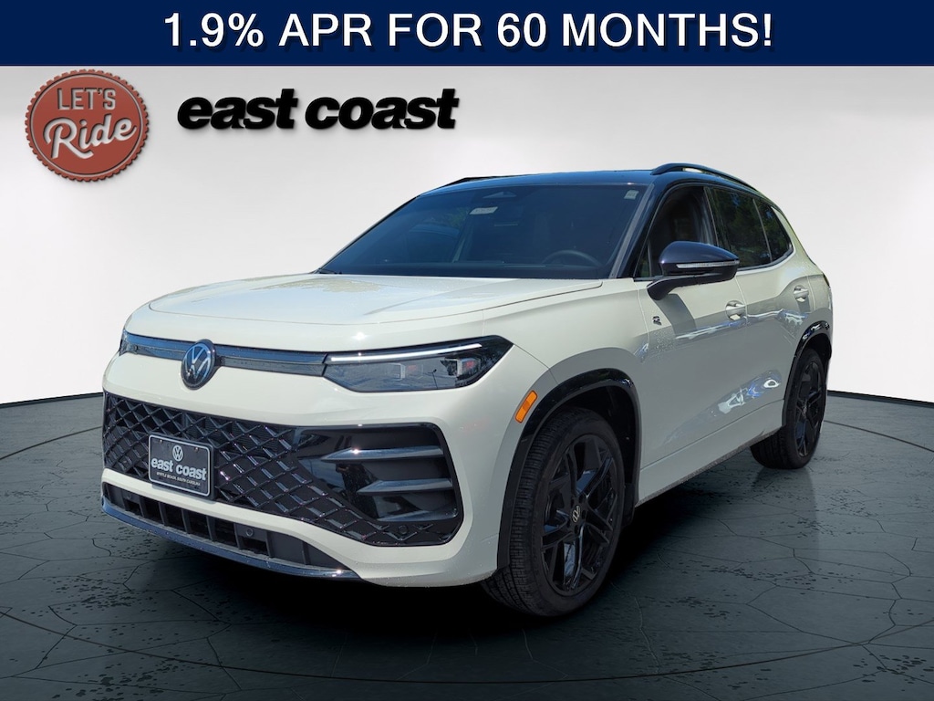 New 2026 Volkswagen Tiguan 2.0T SE R-Line Black SUV