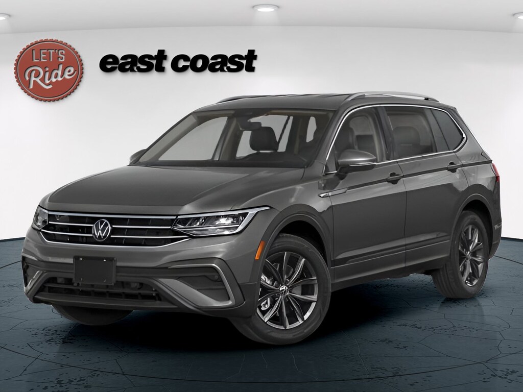 Used 2023 Volkswagen Tiguan SE SUV