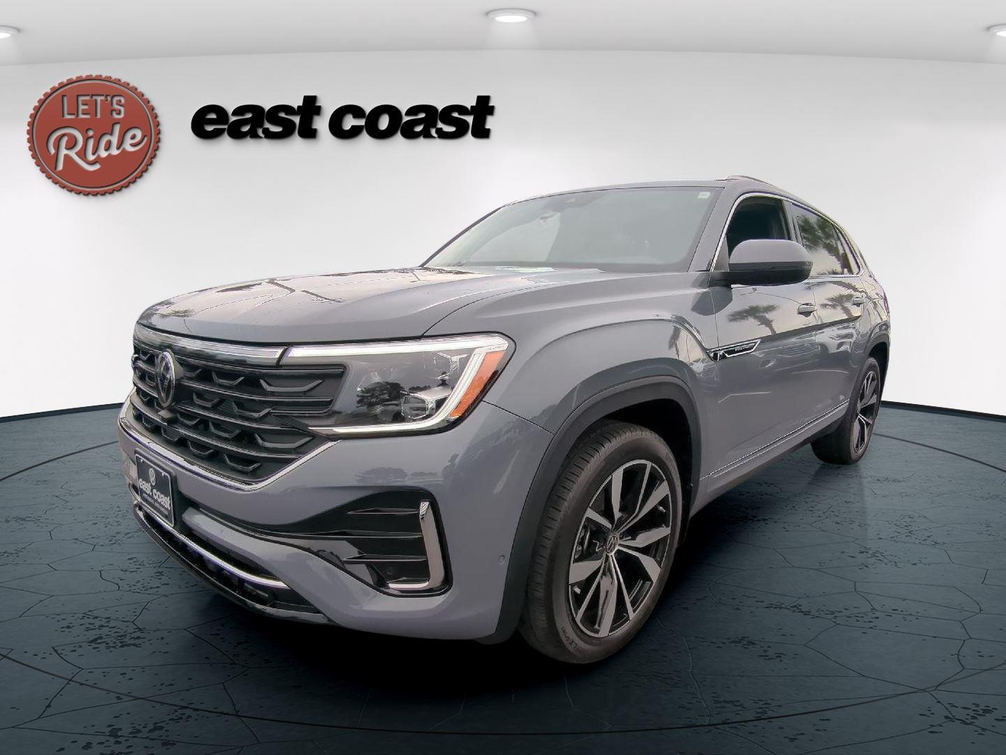 2026 Volkswagen Atlas Cross Sport SEL Premium R-LINE's photo