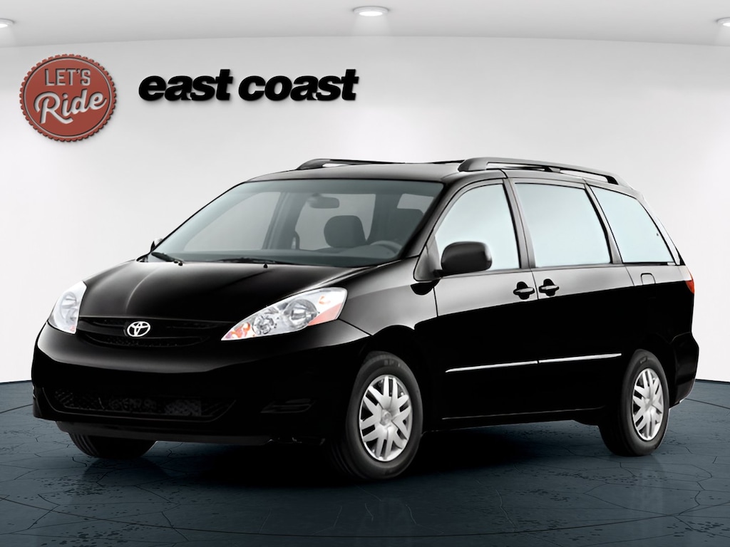 Used 2010 Toyota Sienna LE Van