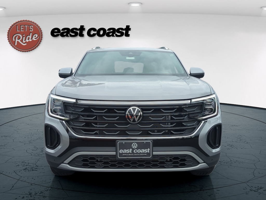 New 2026 Volkswagen Atlas Cross Sport 2.0T SE w/Technology SUV