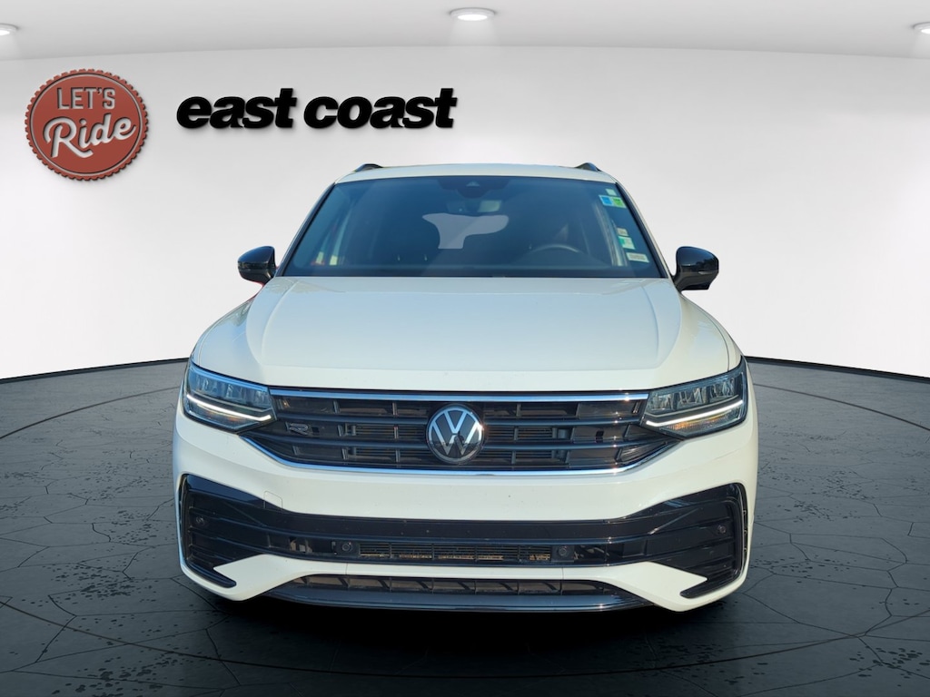 Certified 2022 Volkswagen Tiguan SE R-Line Black SUV