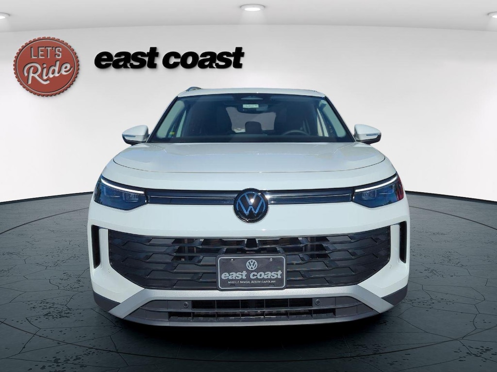 New 2026 Volkswagen Tiguan SE SUV