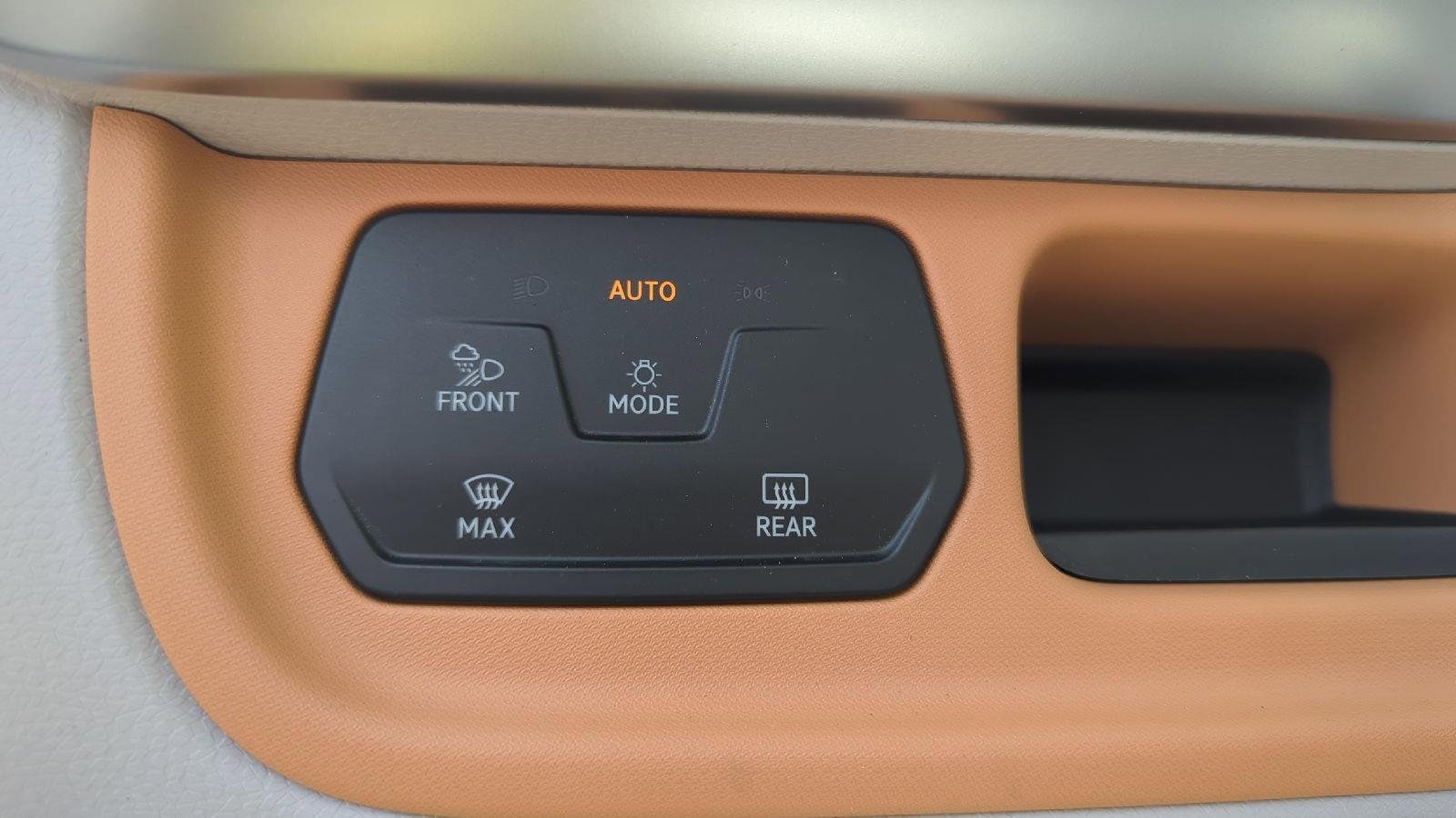 2025 Volkswagen ID. Buzz 1st Edition - Photo 17