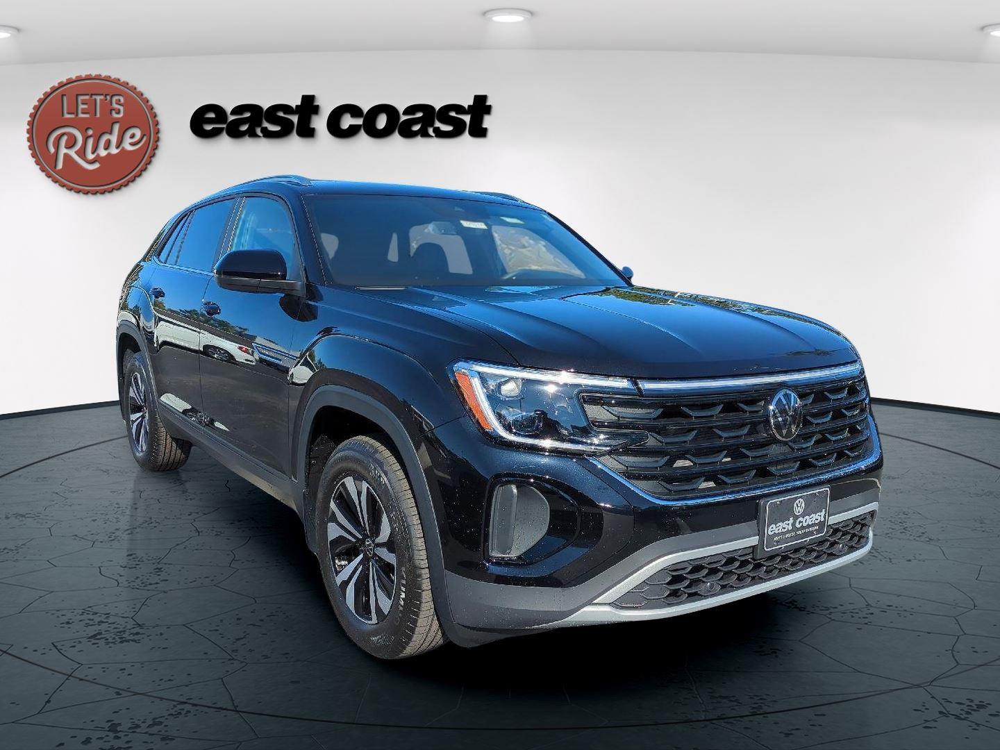 2026 Volkswagen Atlas Cross Sport SE photo 3