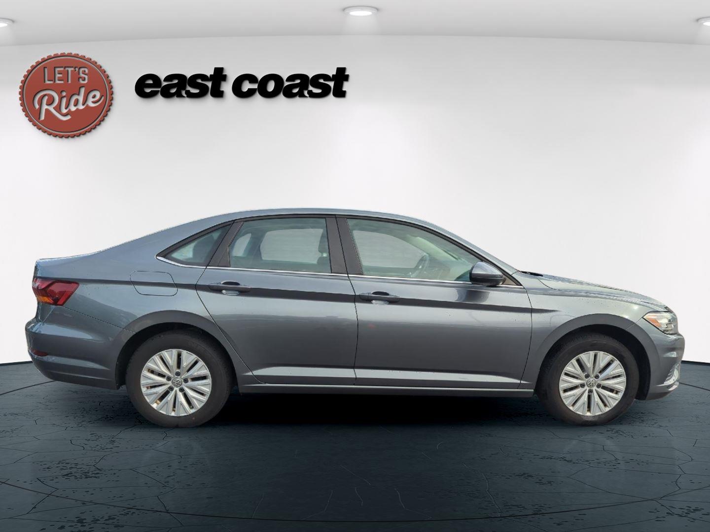 2019 Volkswagen Jetta S photo 4