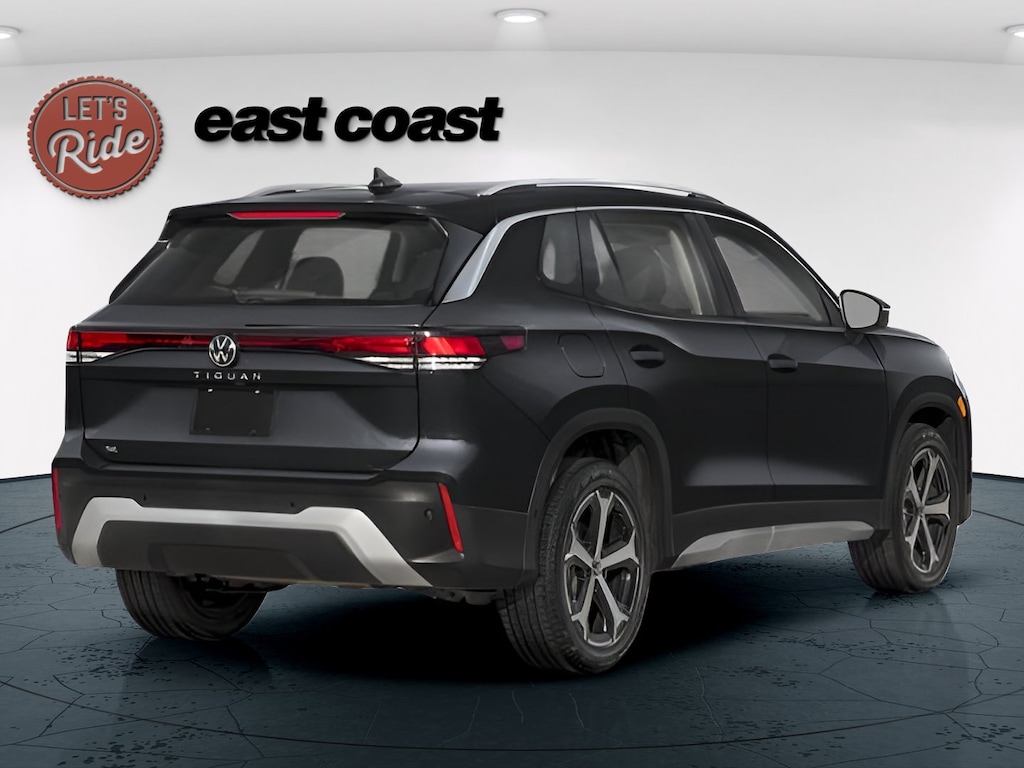 New 2026 Volkswagen Tiguan SE SUV