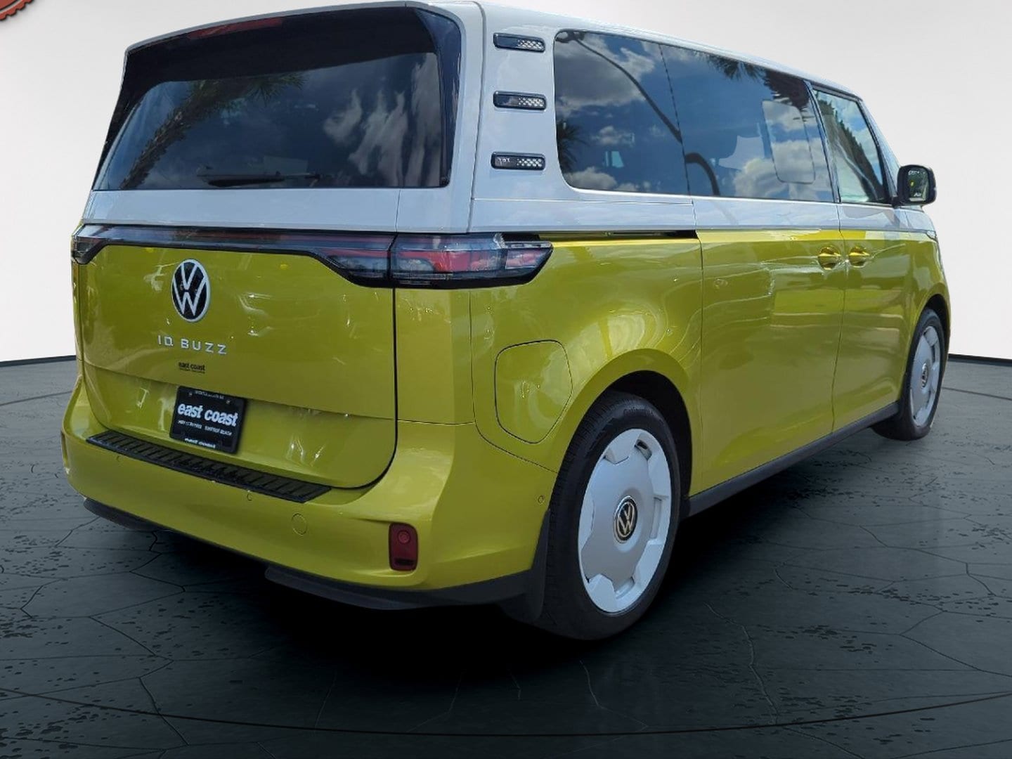 2025 Volkswagen ID. Buzz 1st Edition - Photo 6