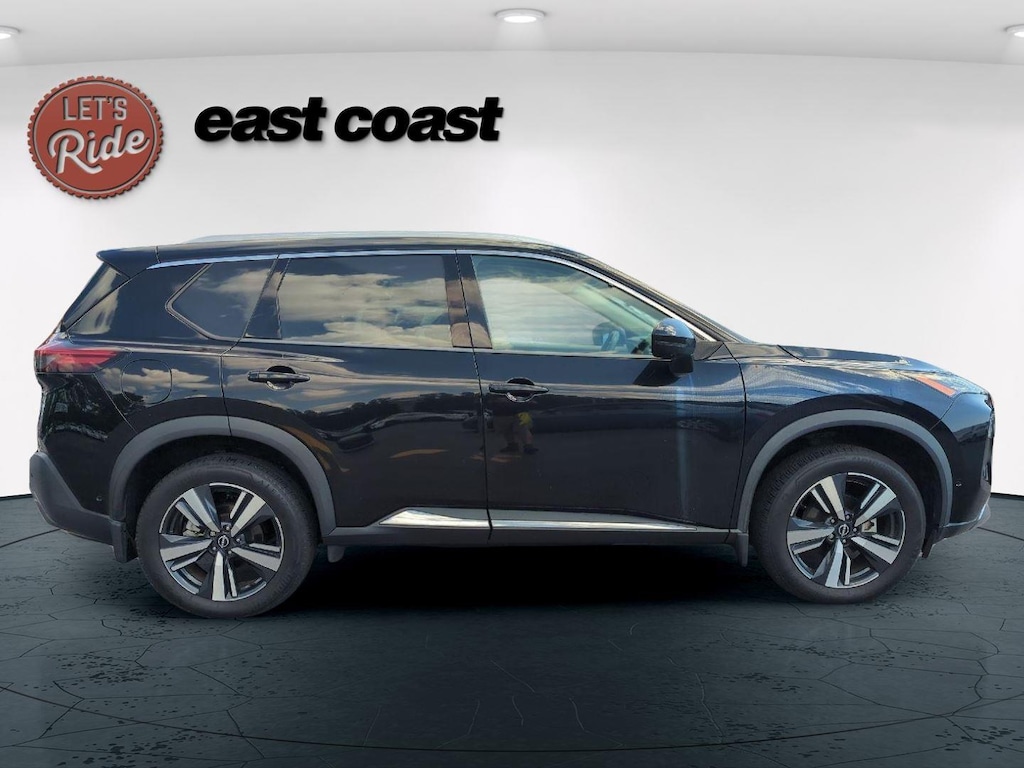 Used 2023 Nissan Rogue SL SUV