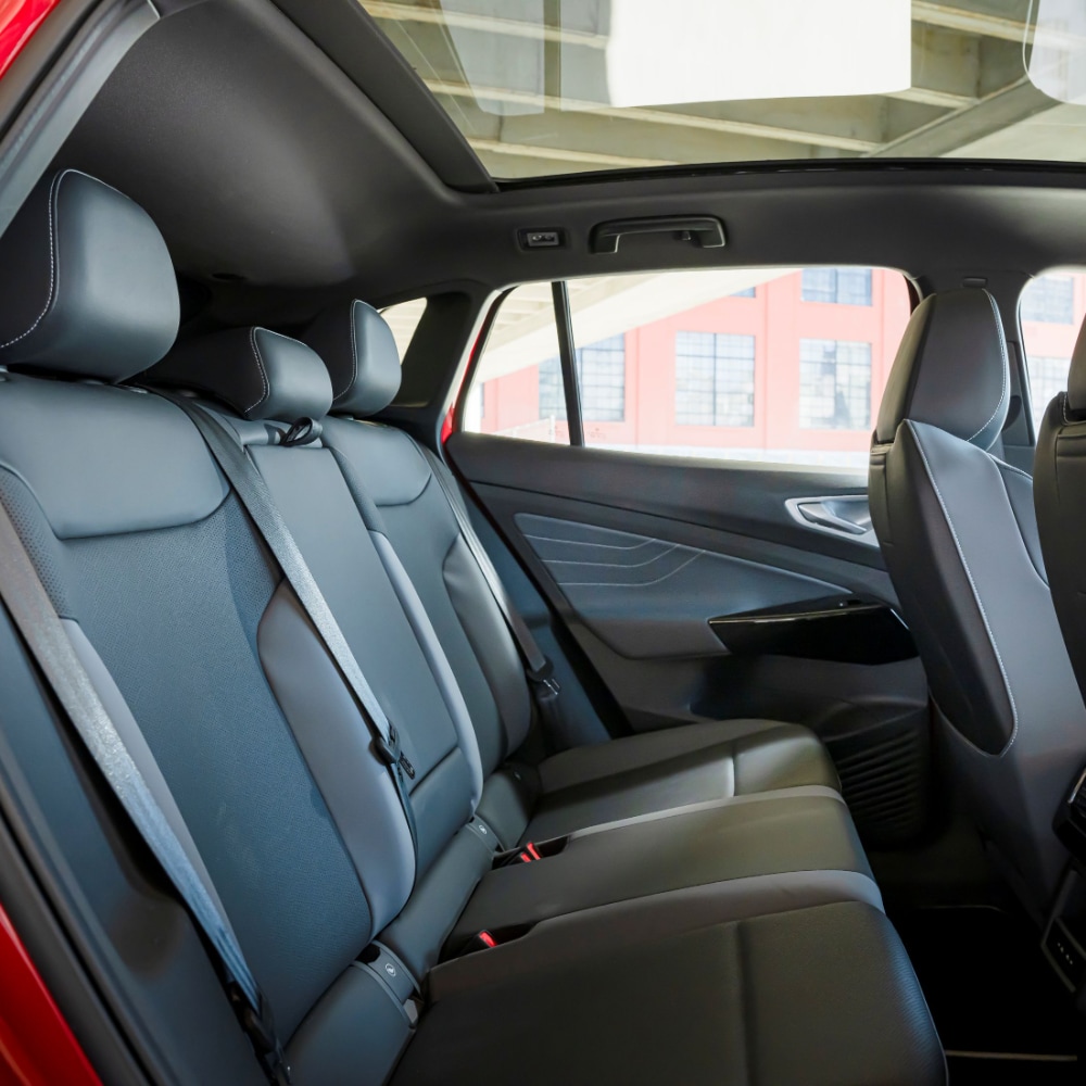 2024_Volkswagen_ID.4_AWD%20Pro_Lease_Tue%20Apr%2022%202025%2008_50_07%20GMT-0400%20(Eastern%20Daylight%20Time).png